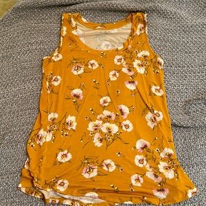 Tank top perfect for summer!